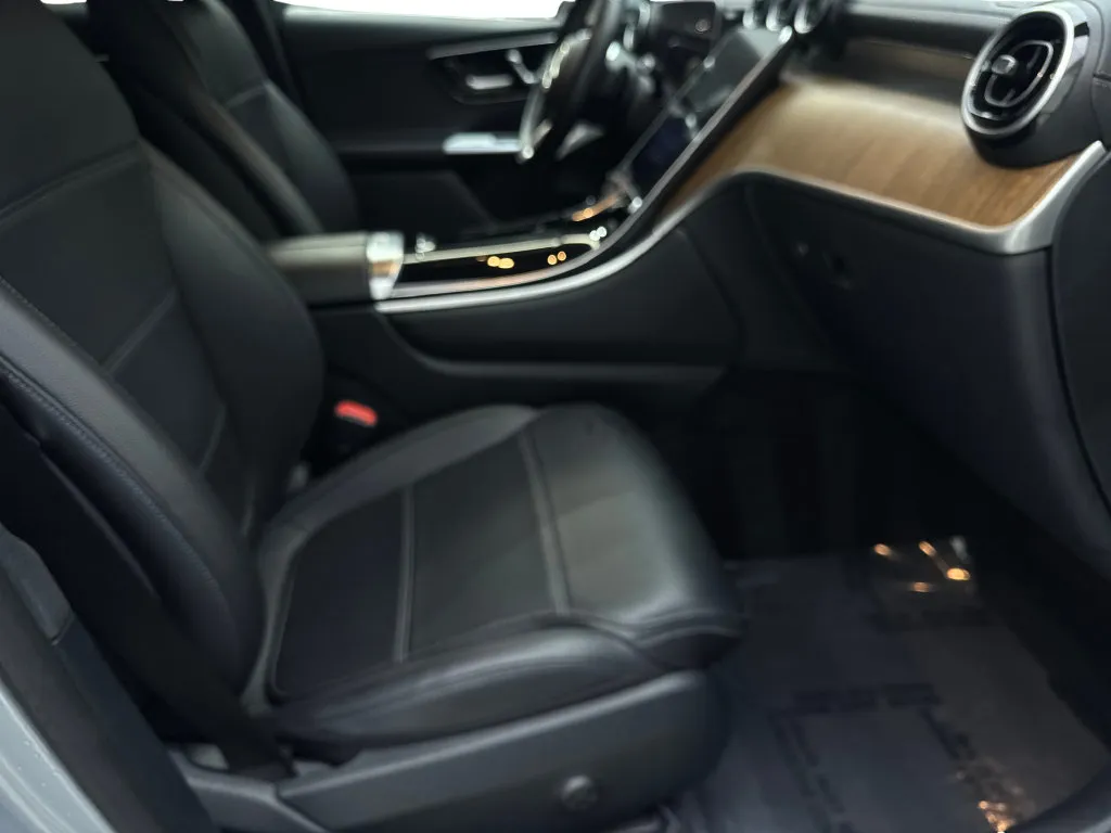 Mercedes-Benz GLC photo 45