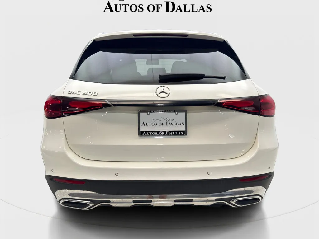 Mercedes-Benz GLC photo 8