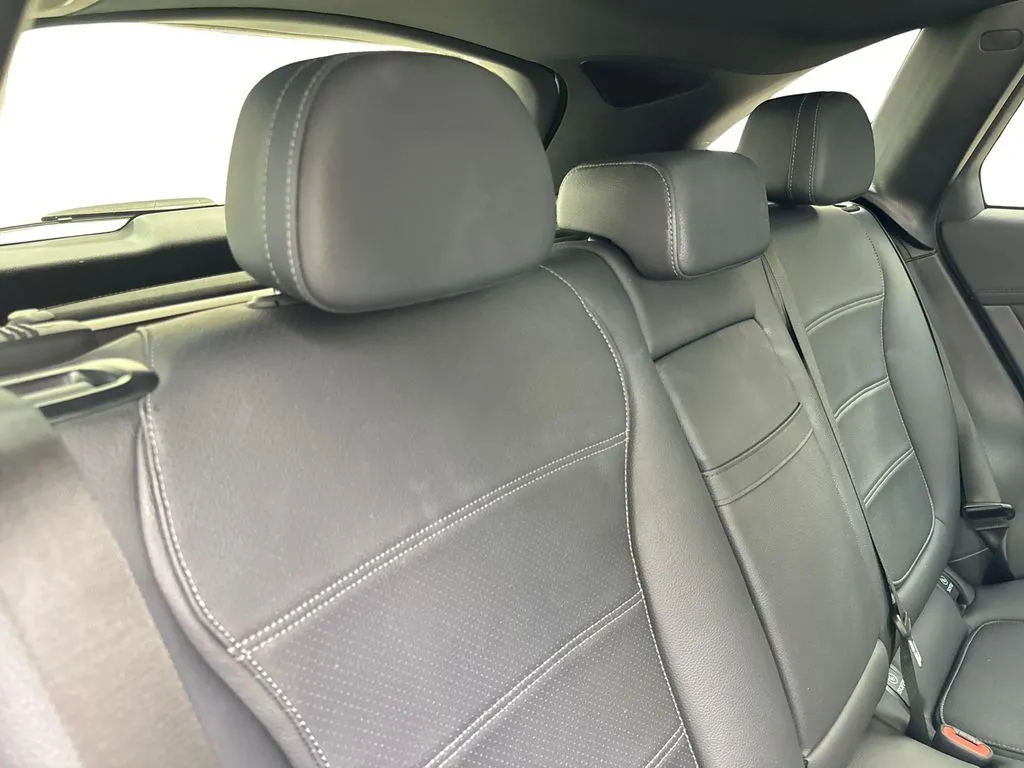 2024 Mercedes-Benz GLC GLC300 - Photo 37