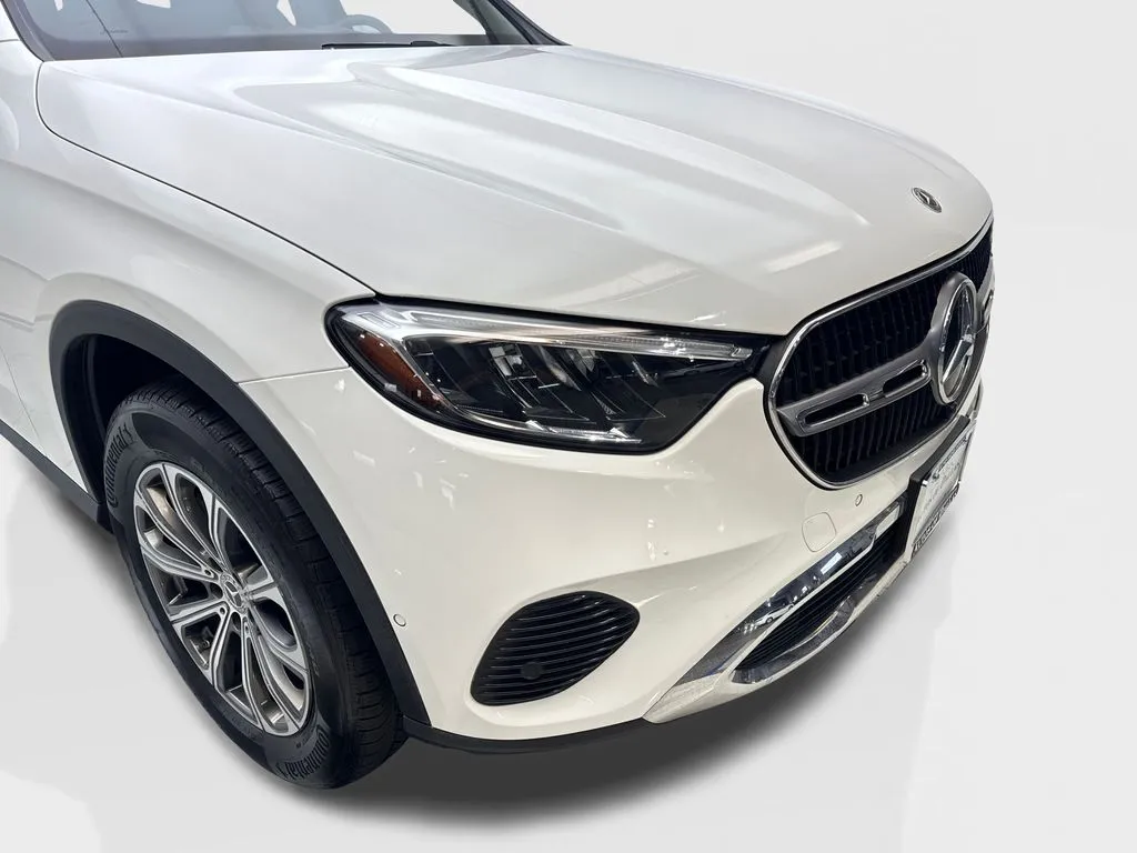 2024 Mercedes-Benz GLC GLC300 - Photo 17