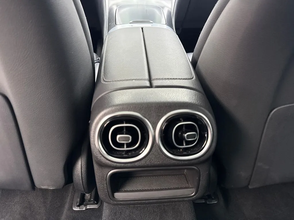 2024 Mercedes-Benz GLC GLC300 - Photo 63