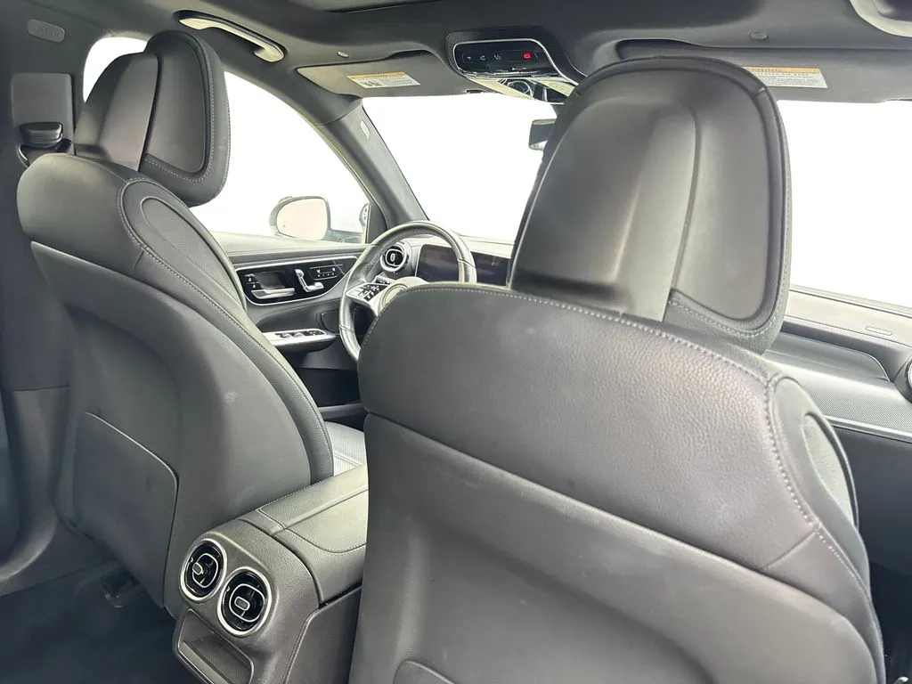 2024 Mercedes-Benz GLC GLC300 - Photo 38