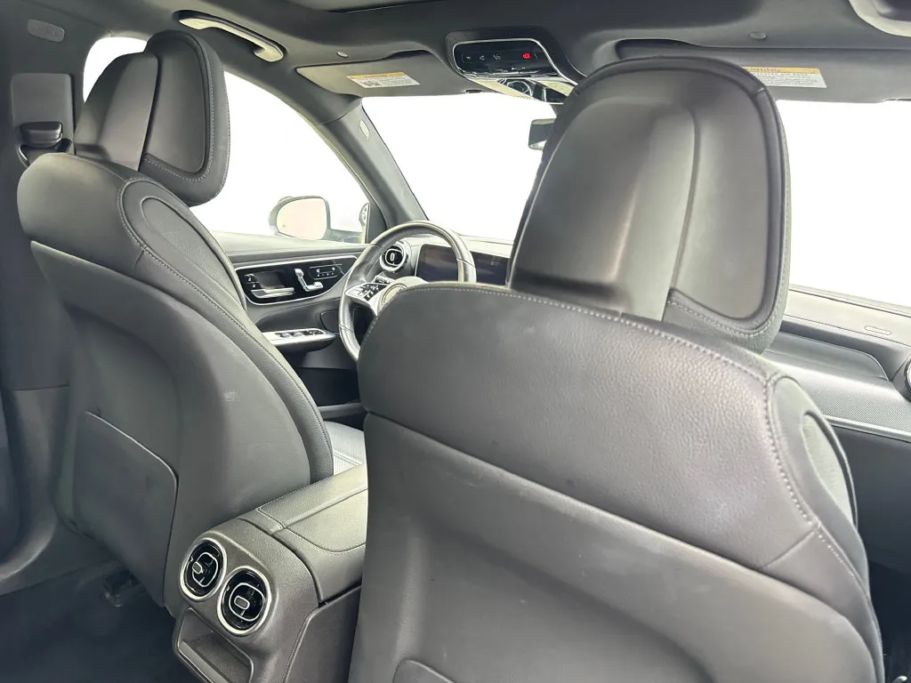 Mercedes-Benz GLC photo 40