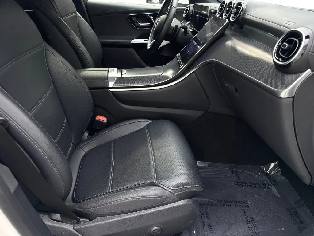 Mercedes-Benz GLC photo 43