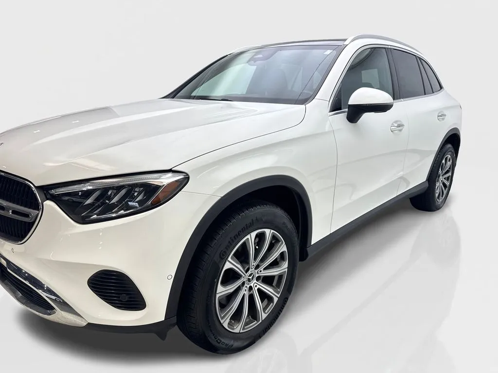 2024 Mercedes-Benz GLC GLC300 - Photo 11
