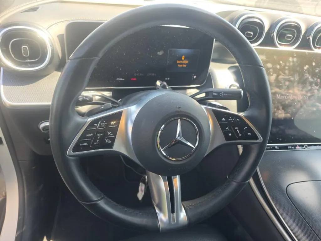 2024 Mercedes-Benz GLC GLC300 - Photo 6