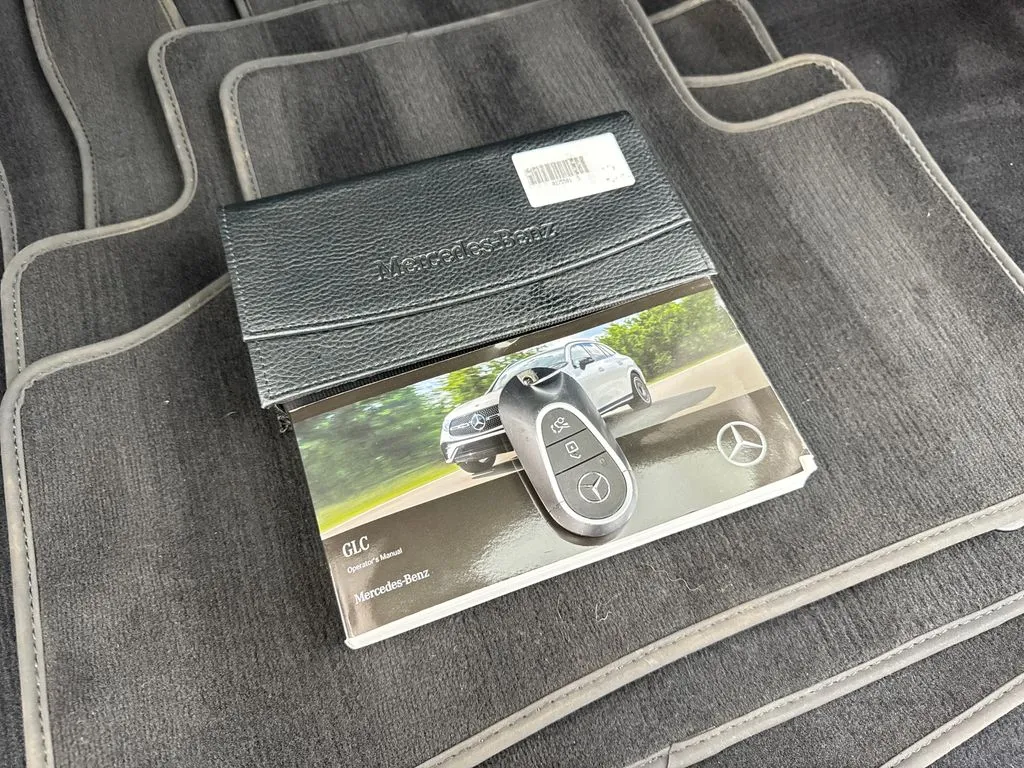 2024 Mercedes-Benz GLC GLC300 - Photo 74