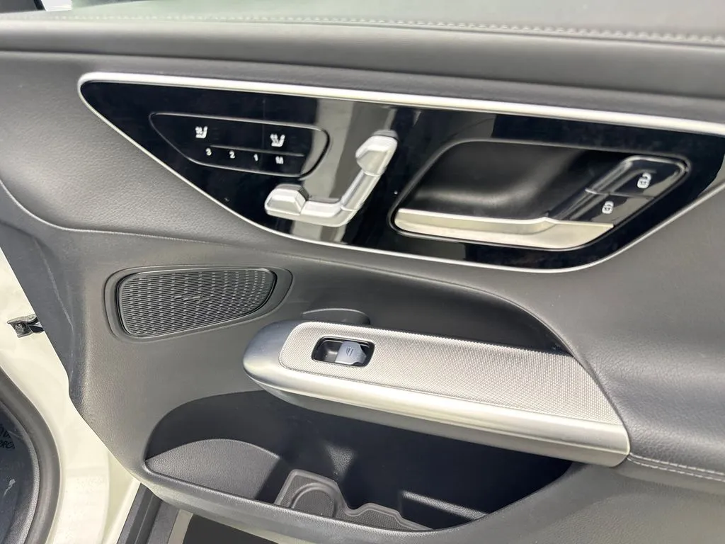 2024 Mercedes-Benz GLC GLC300 - Photo 45