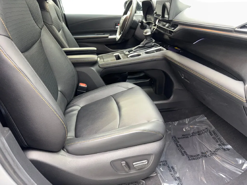 Toyota Sienna photo 47