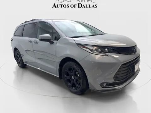 More photos of 2025 Toyota Sienna Woodland Edition at Autos of Dallas - Irving, TX