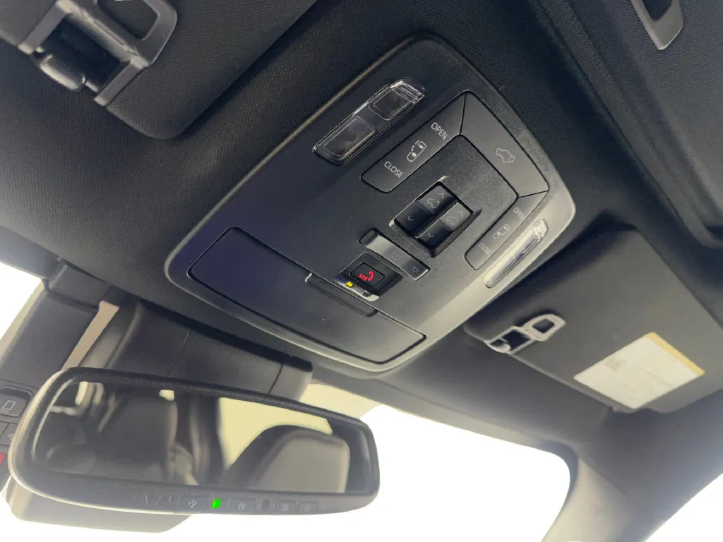 Toyota Sienna photo 77