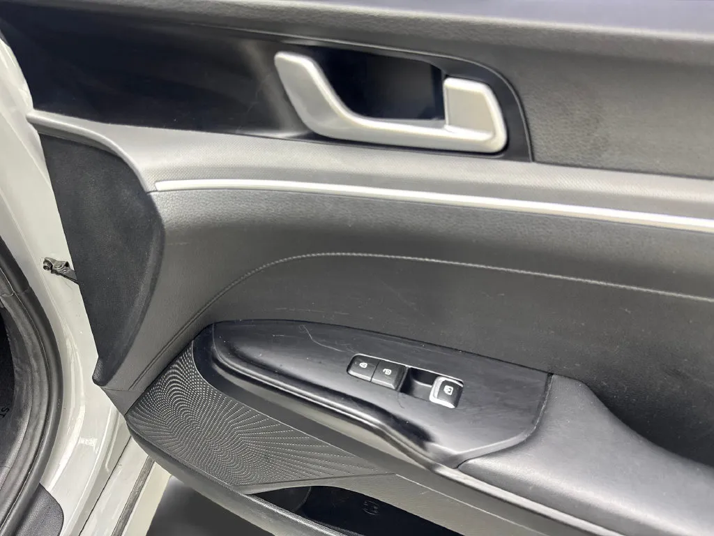 Kia K5 photo 52