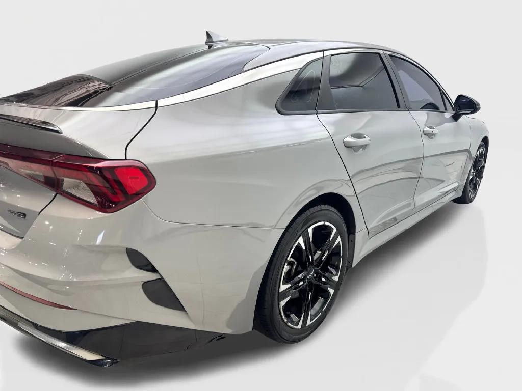 Kia K5 photo 15