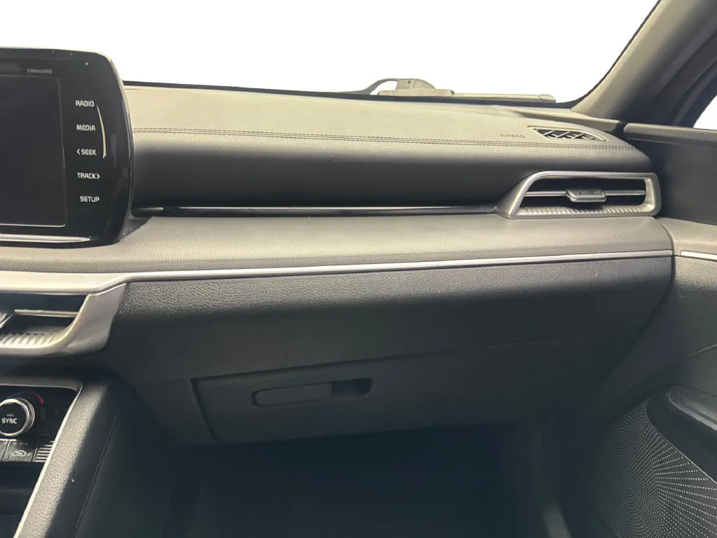 Kia K5 photo 61
