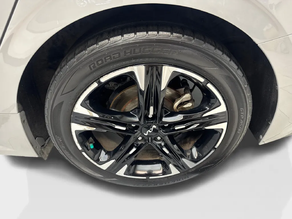 Kia K5 photo 87