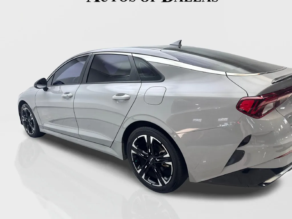 Kia K5 photo 16