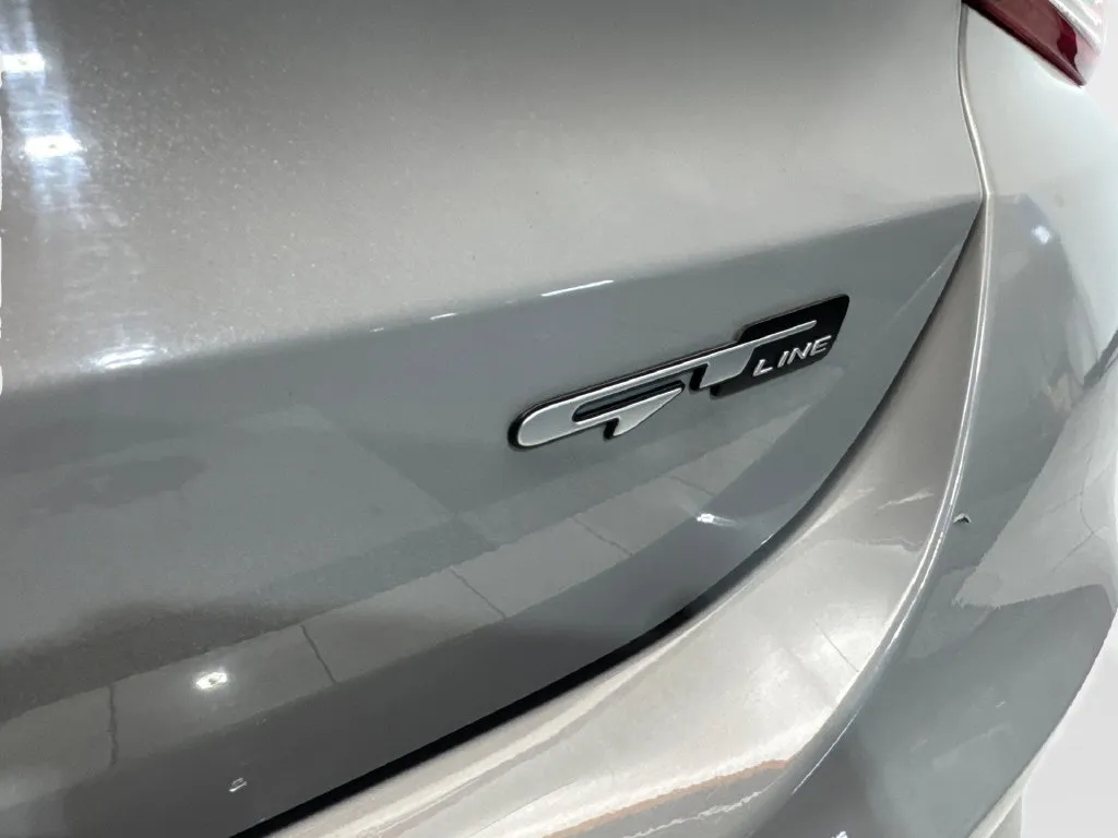 Kia K5 photo 26