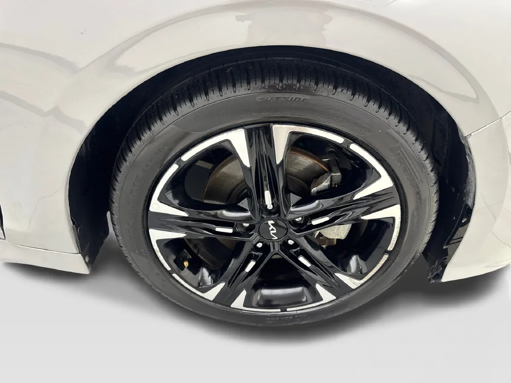 Kia K5 photo 85