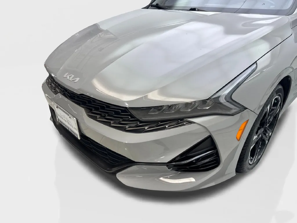 Kia K5 photo 18