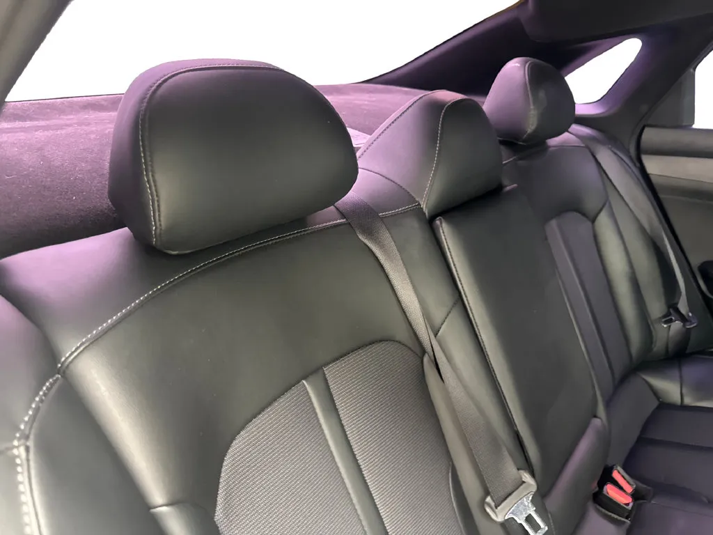 Kia K5 photo 43
