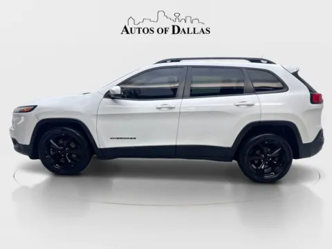 More photos of 2016 Jeep Cherokee Latitude at Autos of Dallas - Irving, TX