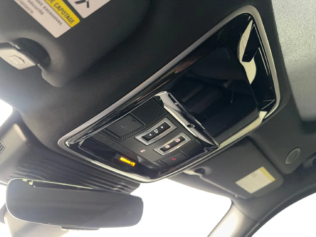 Land Rover Range Rover Velar photo 73