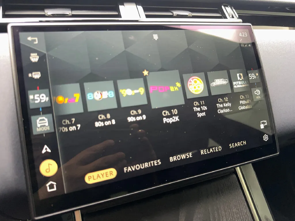 Land Rover Range Rover Velar photo 65