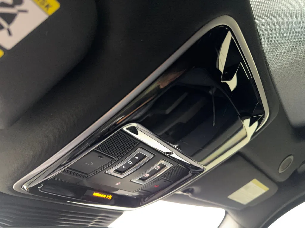 Land Rover Range Rover Velar photo 74