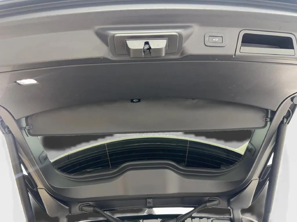 Land Rover Range Rover Velar photo 82