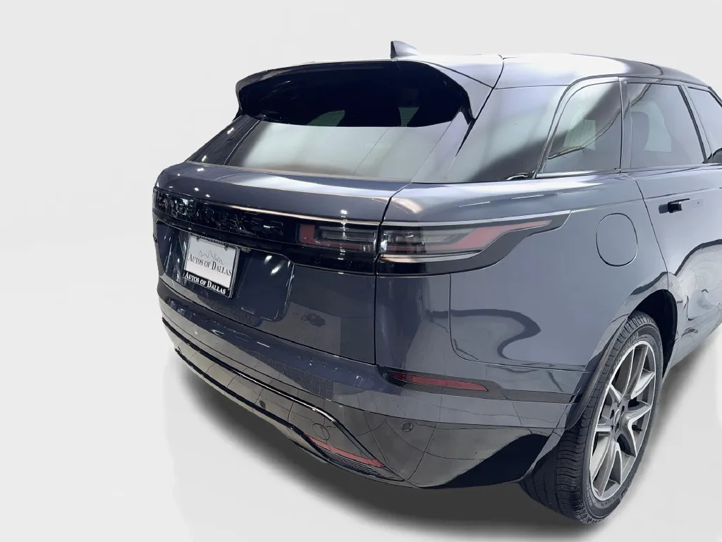 Land Rover Range Rover Velar photo 20