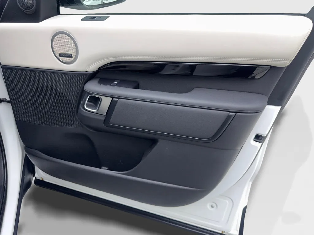 Land Rover Discovery photo 54