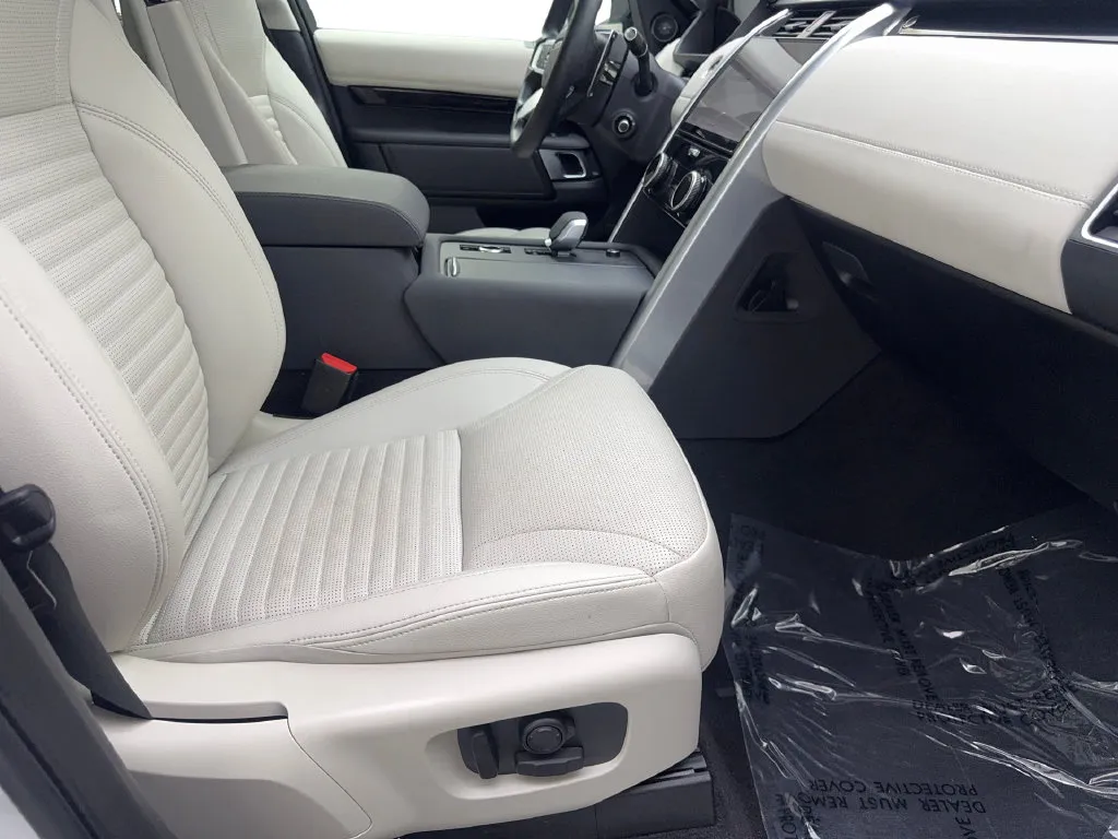 Land Rover Discovery photo 50