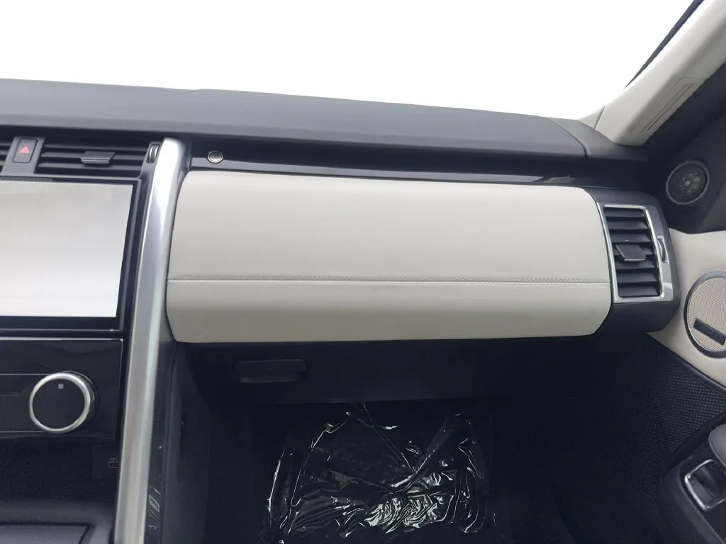 Land Rover Discovery photo 64
