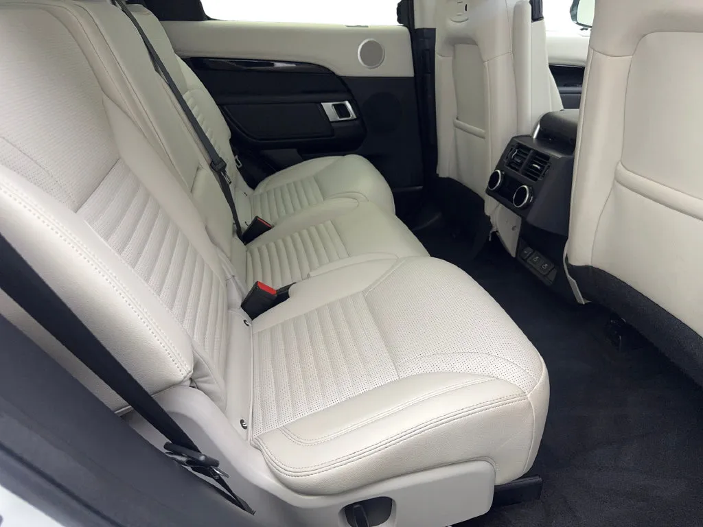 Land Rover Discovery photo 45