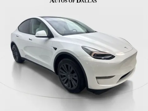 More photos of 2024 Tesla Model Y Long Range at Autos of Dallas - Irving, TX