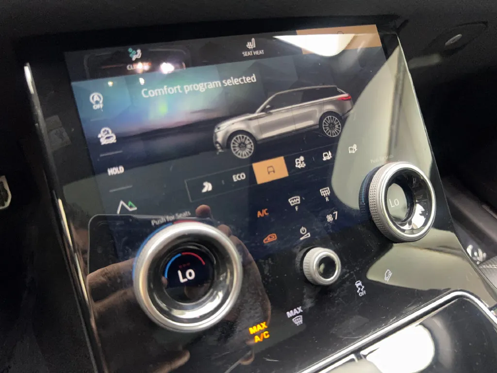 Land Rover Range Rover Velar photo 69
