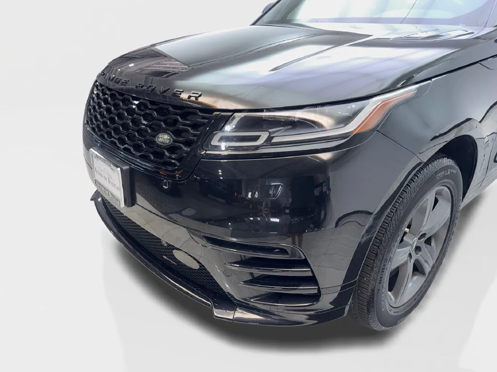 Land Rover Range Rover Velar photo 18