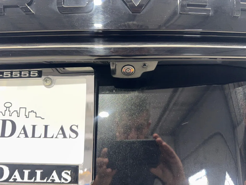 Land Rover Range Rover Velar photo 27