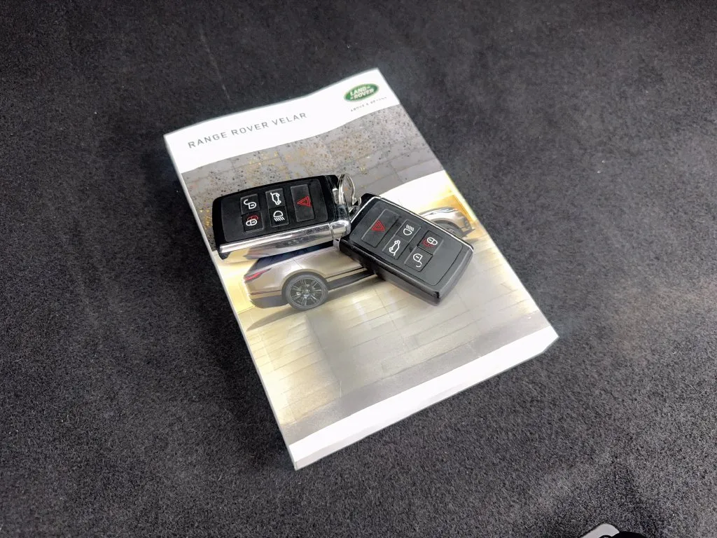 Land Rover Range Rover Velar photo 83