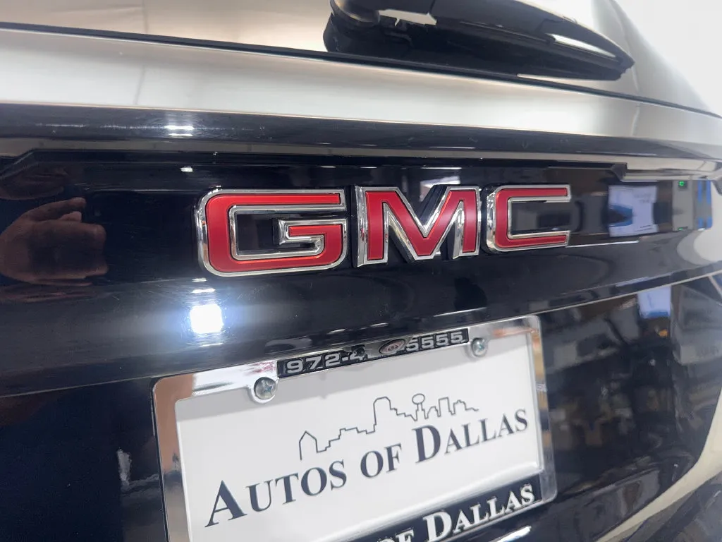 GMC Acadia photo 23