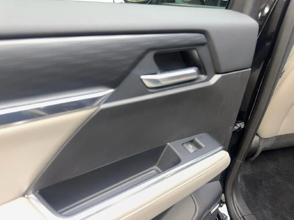 GMC Acadia photo 41