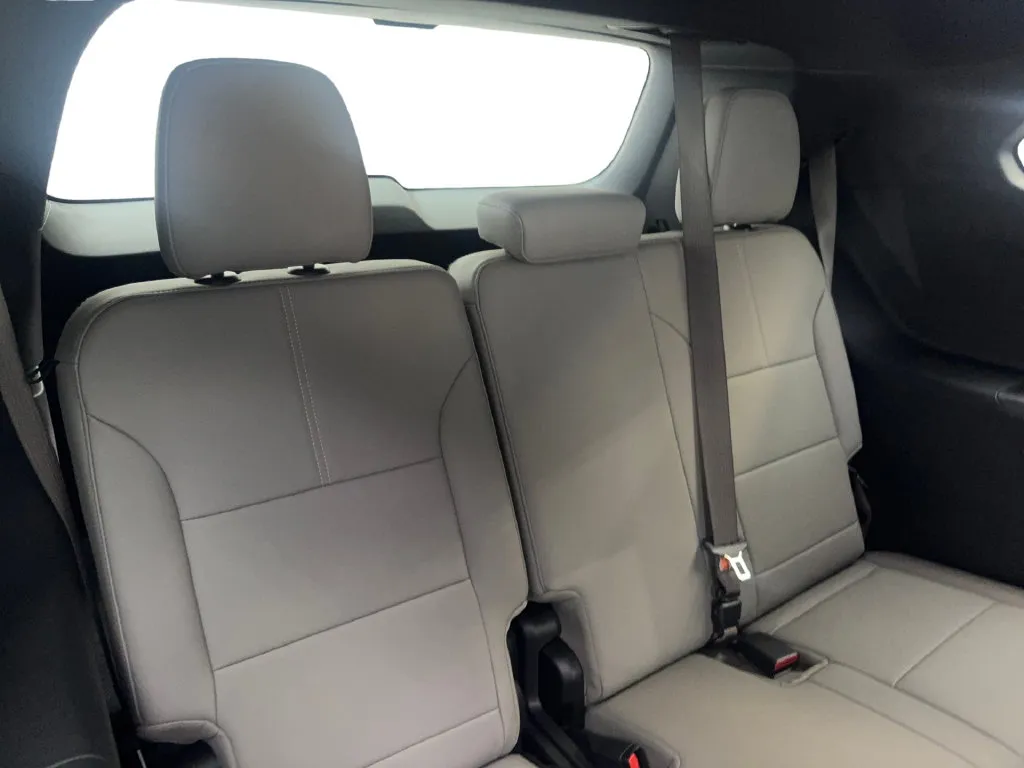 GMC Acadia photo 45
