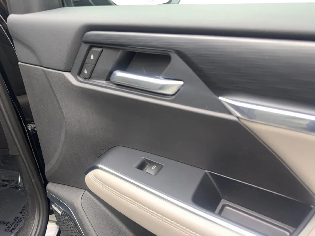 GMC Acadia photo 56