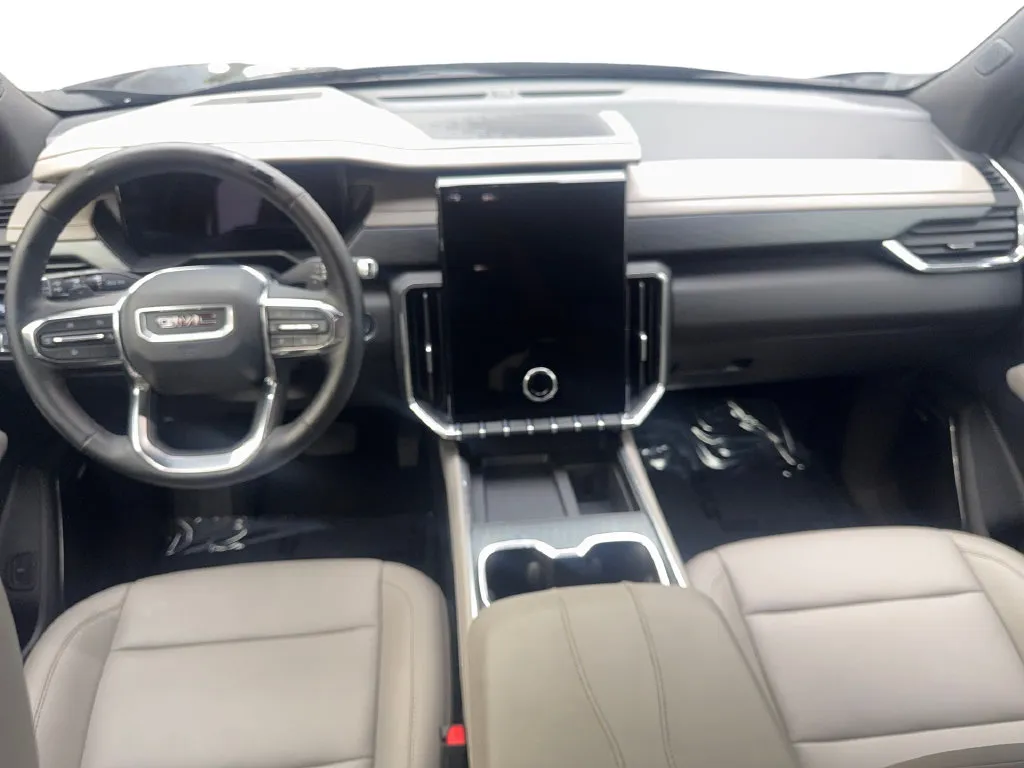 GMC Acadia photo 58