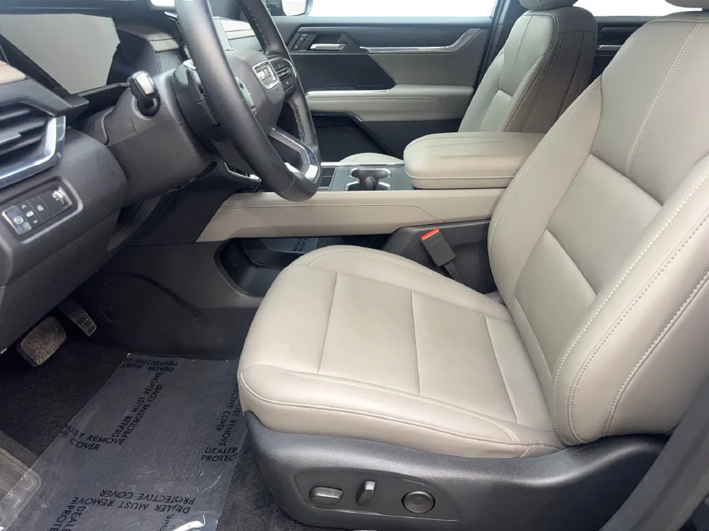 GMC Acadia photo 29
