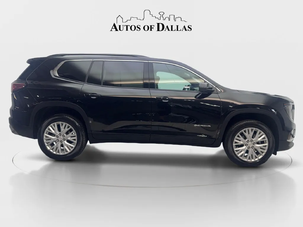 GMC Acadia photo 11