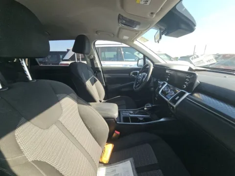 More photos of 2022 Kia Sorento LX at Autos of Dallas - Irving, TX