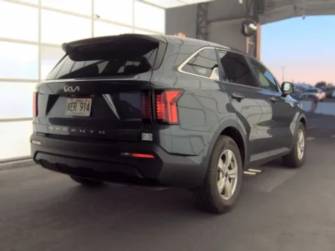 Photos of 2022 Kia Sorento LX for sale in Irving, TX at Autos of Dallas - Irving