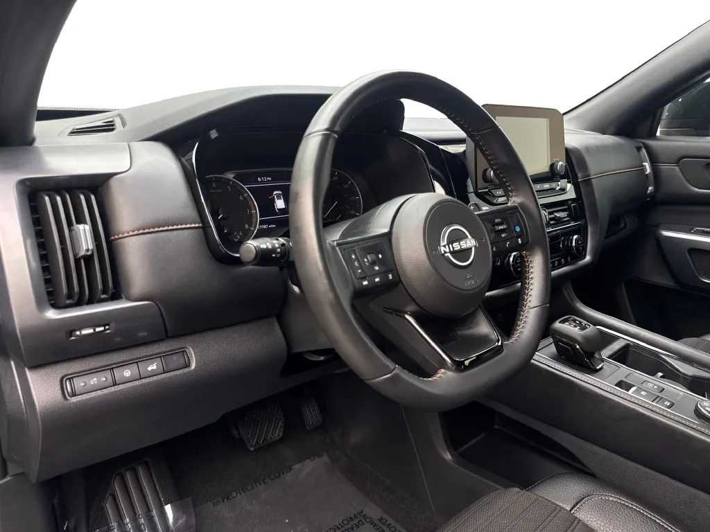 Nissan Pathfinder photo 57