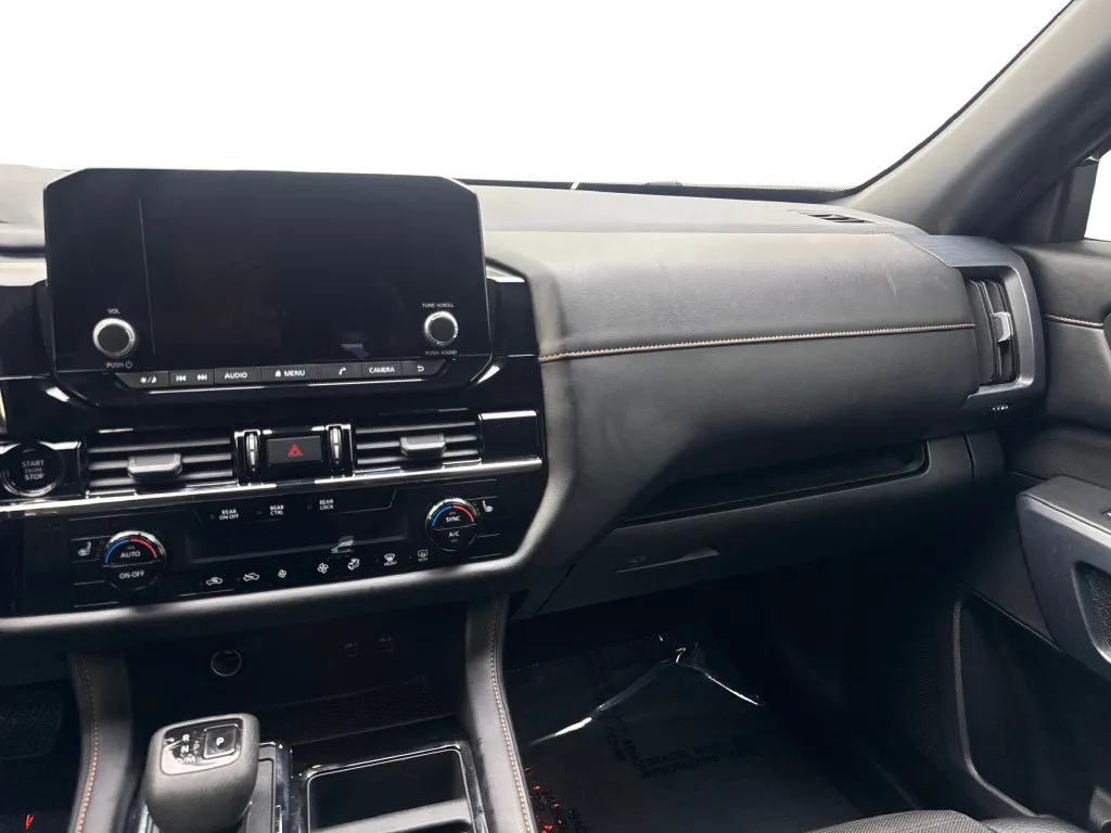 Nissan Pathfinder photo 61